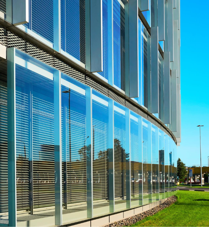 Commercial glass building exterior – Dallas Window & Door
